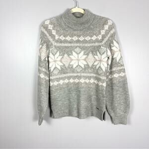 Abercrombie & Fitch High Neck Sweater Woman’s size XS Gray Fair Isle Snowflake